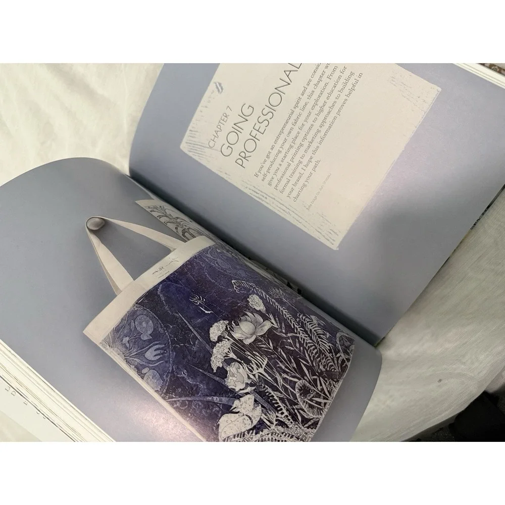 Mastering the Art of Fabric Printing and Design By Laurie Wisbrun Tutorials Book
